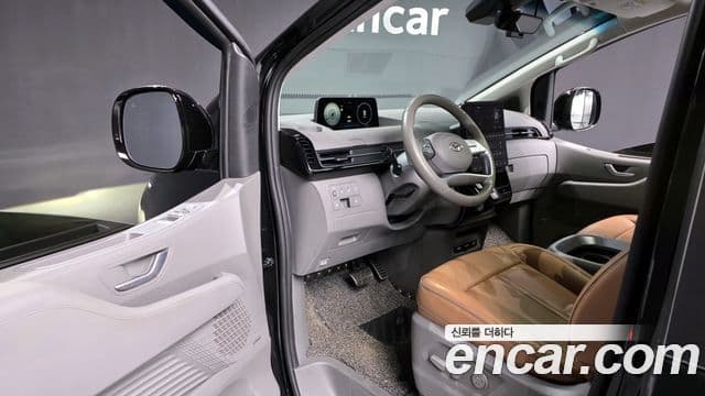 Hyundai Staria Inspiration, 2022 10
