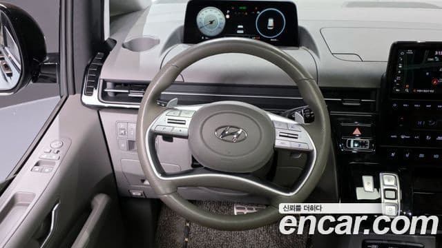 Hyundai Staria Inspiration, 2022 13