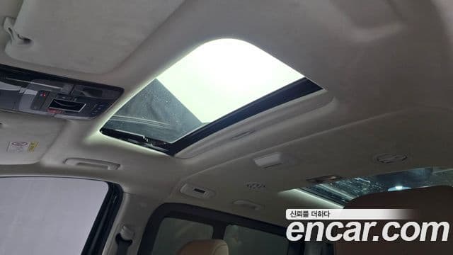 Hyundai Staria Inspiration, 2022 18