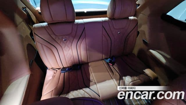 Kia Carnival 4세대 бензин 9인승 High Limousine(компания по спецнадстройкам), 2021 12