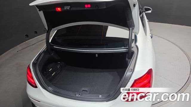 Mercedes-Benz E-класс W213 Avantgarde, 2019 20