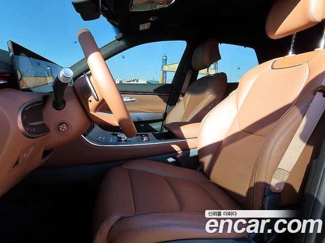 Genesis GV70, 2025 все фото