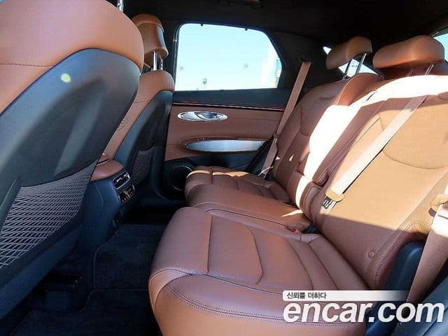 Genesis GV70, 2025 6