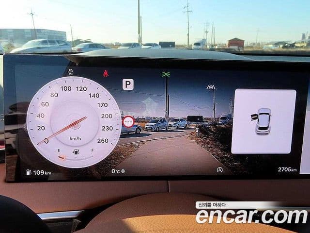 Genesis GV70, 2025 8