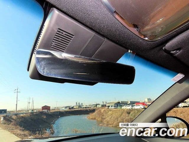 Genesis GV70, 2025 12