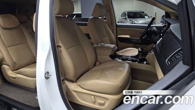 Kia The / новый New Carnival Prestige, 2019 10