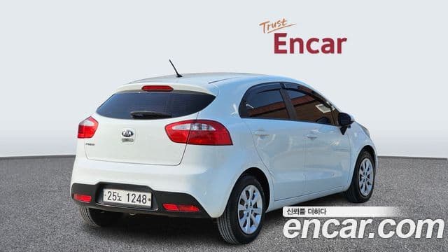 Kia All New Pride Deluxe, 2012 2