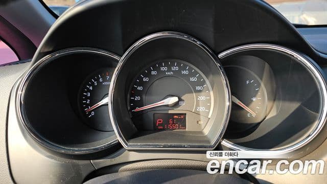 Kia All New Pride Deluxe, 2012 8