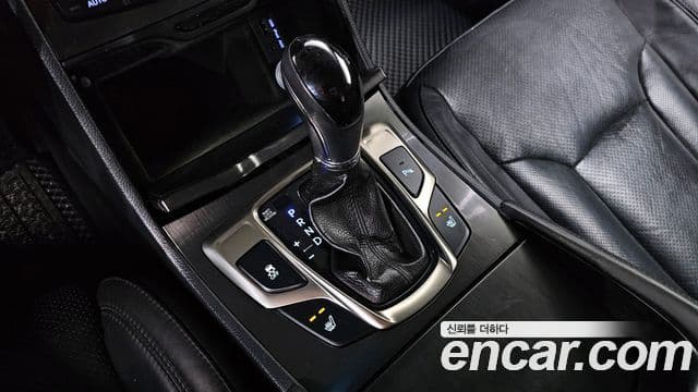 Hyundai Grandeur HG Modern, 2014 9