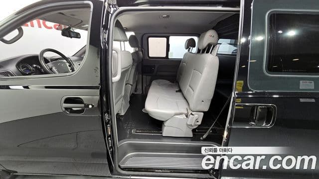 Hyundai The / новый New Grand Starex Modern, 2019 11