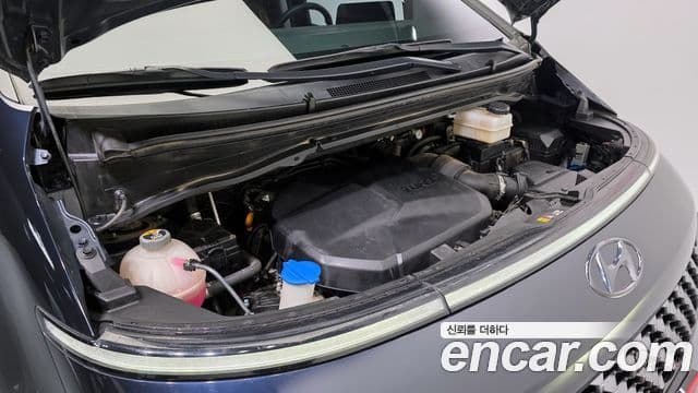 Hyundai Staria Inspiration, 2022 6