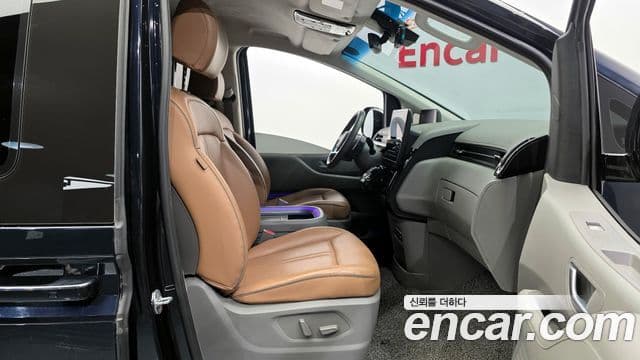 Hyundai Staria Inspiration, 2022 10