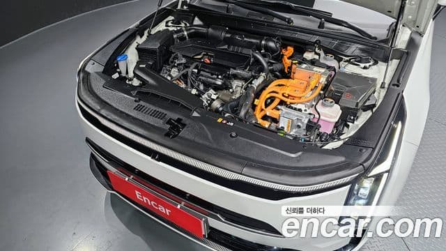 Kia The / новый New K8 гибрид Signature, 2025 6