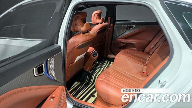 Kia The / новый New K8 гибрид Signature, 2025 12