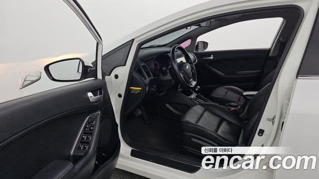 Kia K3 Luxury, 2015 10