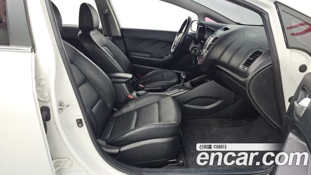 Kia K3 Luxury, 2015 11