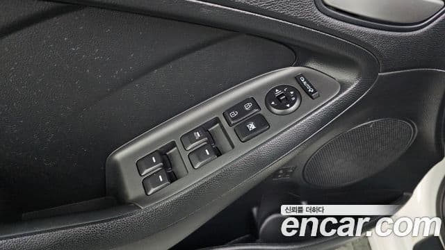 Kia K3 Luxury, 2015 17