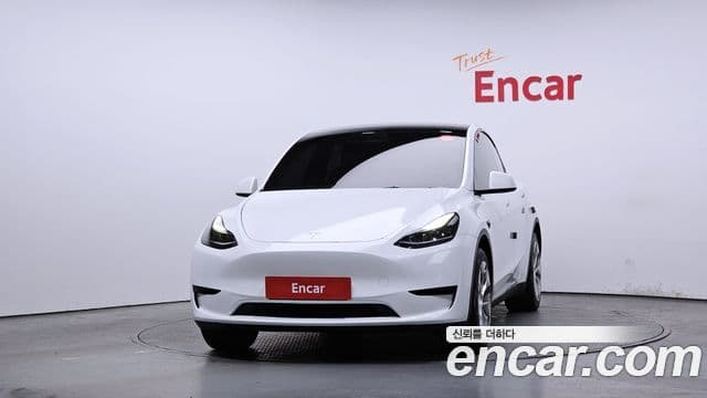 Tesla модель Y, 2024 3