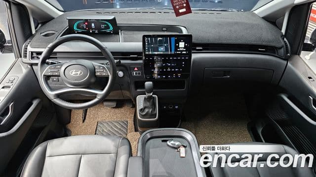 Hyundai Staria Modern, 2025 7