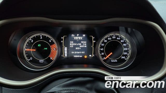 Jeep Cherokee(KL) 2.0 дизель Longitude AWD, 2015 8