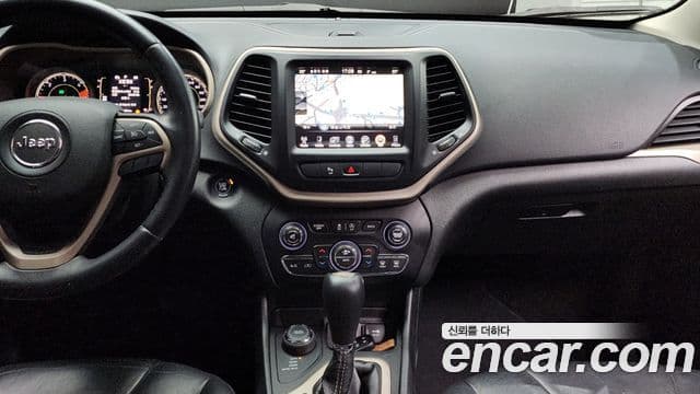 Jeep Cherokee(KL) 2.0 дизель Longitude AWD, 2015 14