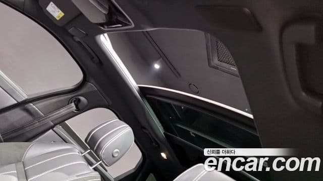 Land Rover Range Rover Velar 3.0 P400 R-Dynamic SE, 2021 19