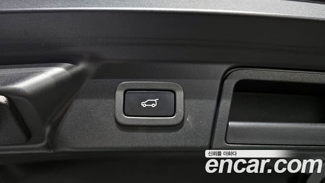 Land Rover Range Rover Velar 3.0 P400 R-Dynamic SE, 2021 20