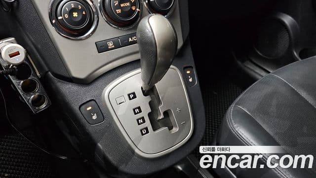 Kia 뉴카렌스 люксовая версия, 2009 9