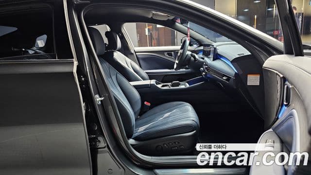 Kia The / новый New K8 гибрид Signature, 2025 10