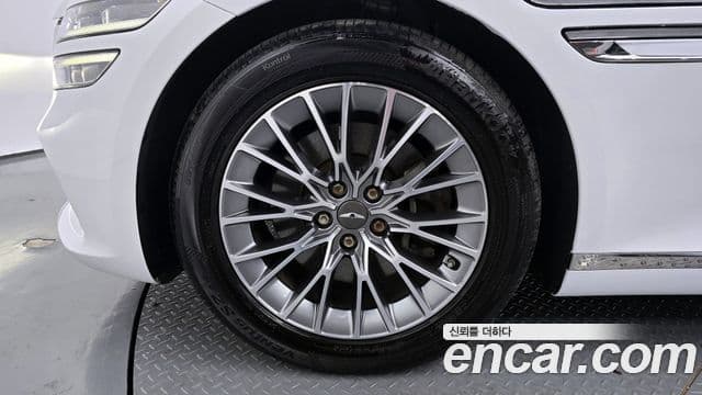 Genesis G80 (RG3) бензин 2.5 турбо AWD, 2022 все фото