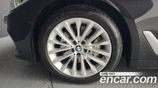 BMW 5시리즈 (G30) 530i Luxury Plus, 2019 все фото