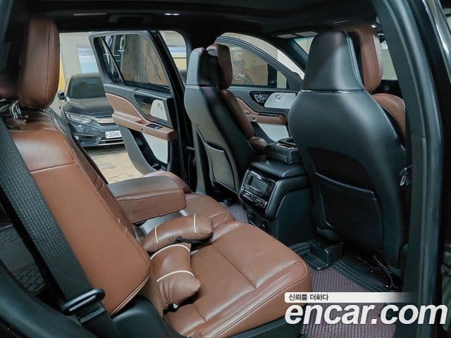 Lincoln Aviator 2세대 3.0 Reserve AWD, 2022 18