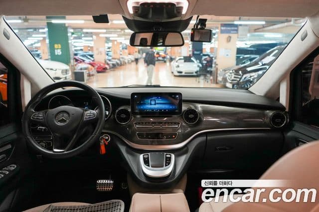 Mercedes-Benz V-класс W447, 2021 все фото