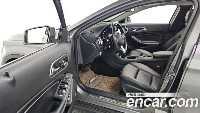 Mercedes-Benz GLA-класс X156 Premium, 2019 10