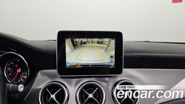 Mercedes-Benz GLA-класс X156 Premium, 2019 15