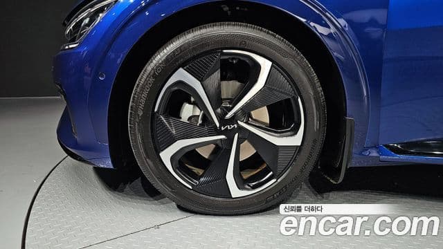 Kia EV6 GT Line, 2022 все фото