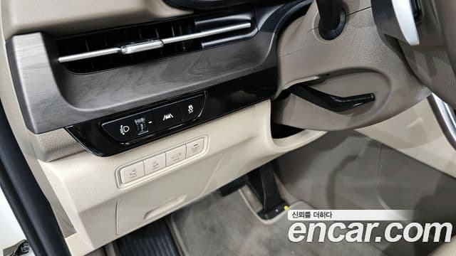 Kia Carnival 4세대 Signature, 2021 12