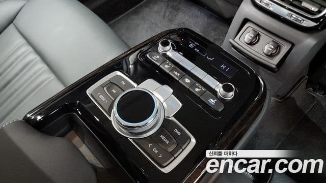 Genesis G90 Luxury, 2021 19