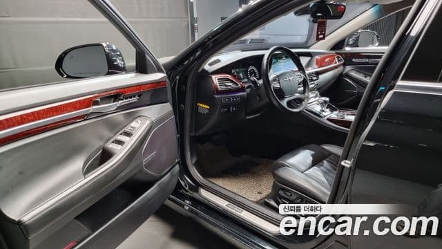 Genesis EQ900 Prestige, 2016 11