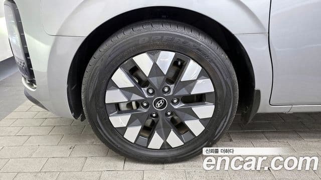 Hyundai Staria Prestige, 2023 все фото