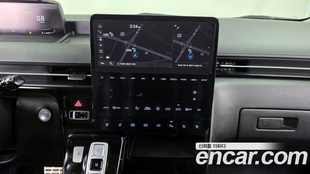 Hyundai Staria Prestige, 2023 14