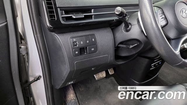 Hyundai Staria Prestige, 2023 17