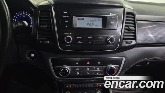 KG모빌리티(SsangYong) Rexton Sport Wild, 2021 14