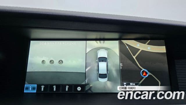 Genesis EQ900 Prestige, 2016 16