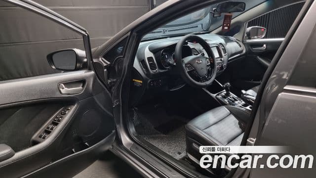 Kia The / новый New K3 Style, 2018 11