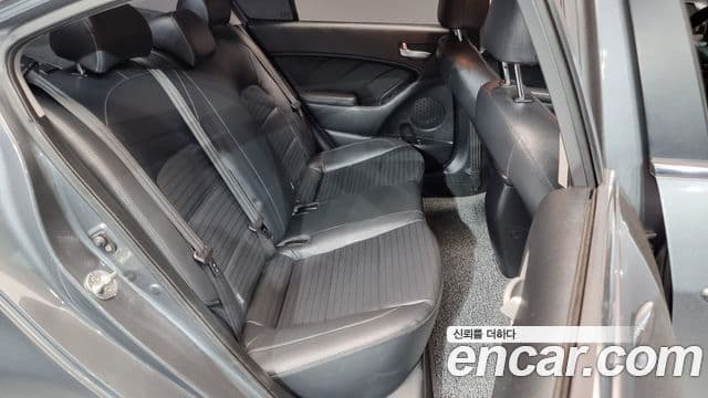 Kia The / новый New K3 Style, 2018 12