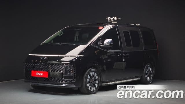 Hyundai Staria Inspiration, 2023 1