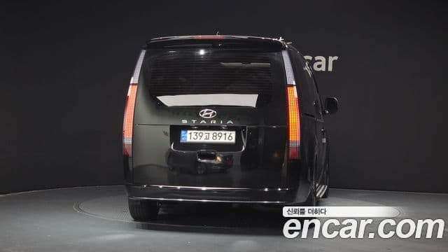 Hyundai Staria Inspiration, 2023 4