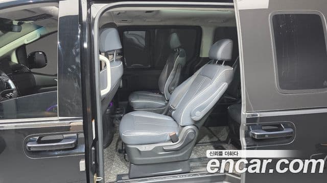 Hyundai Staria Inspiration, 2023 11