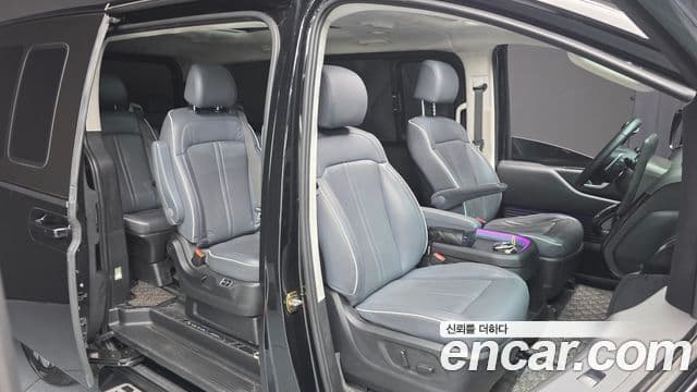 Hyundai Staria Inspiration, 2023 12